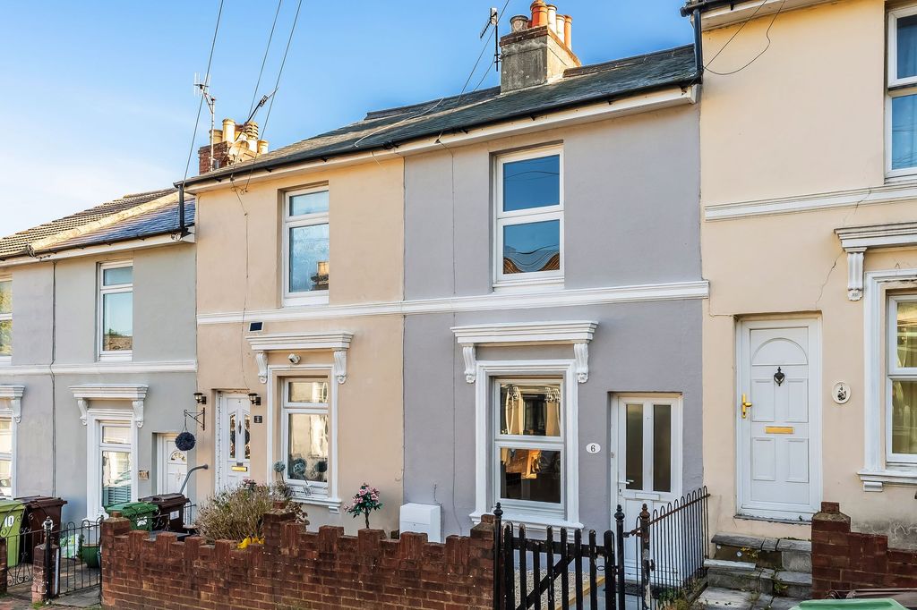 Property photo 1 of 10