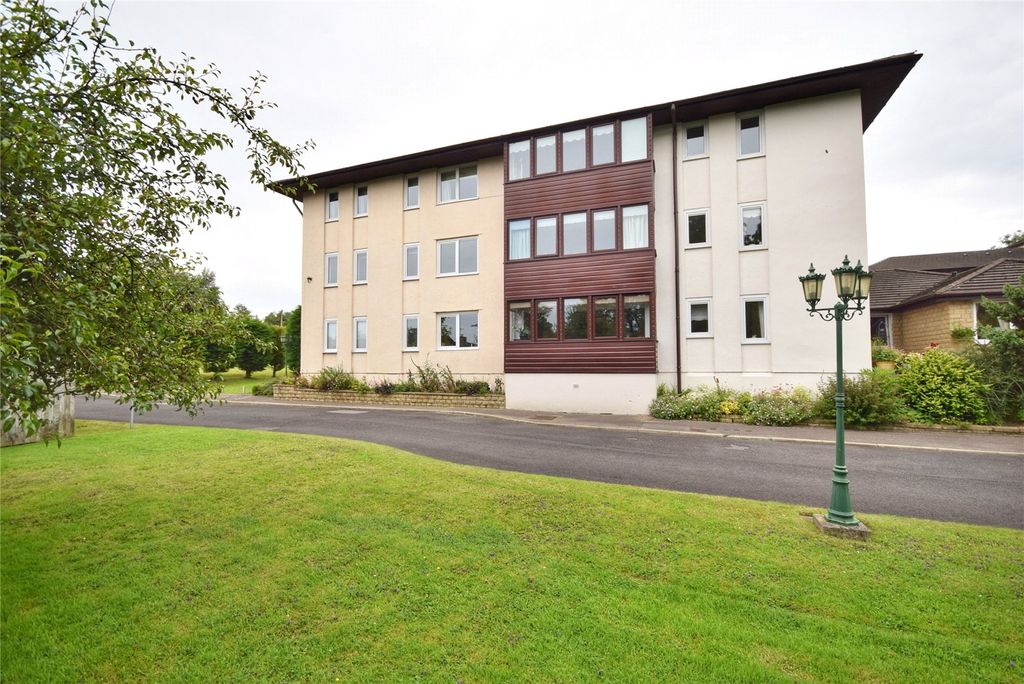 Property photo 1 of 12 External