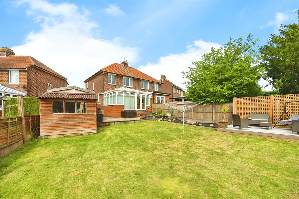 Property photo 2 of 13 Picture No. 02