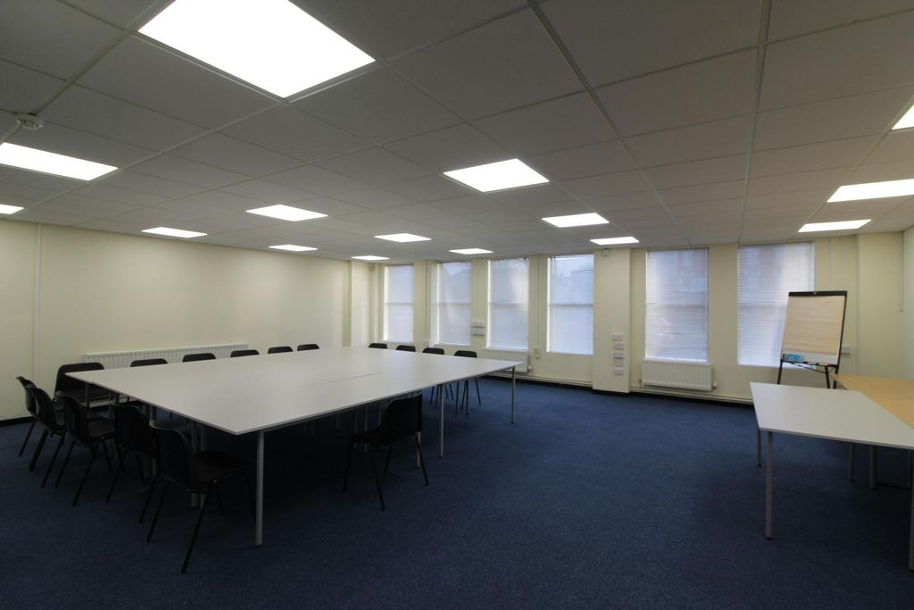 Property photo 2 of 8 Img_5195.Jpg