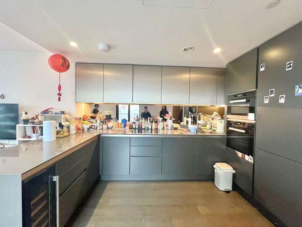 Property photo 3 of 33