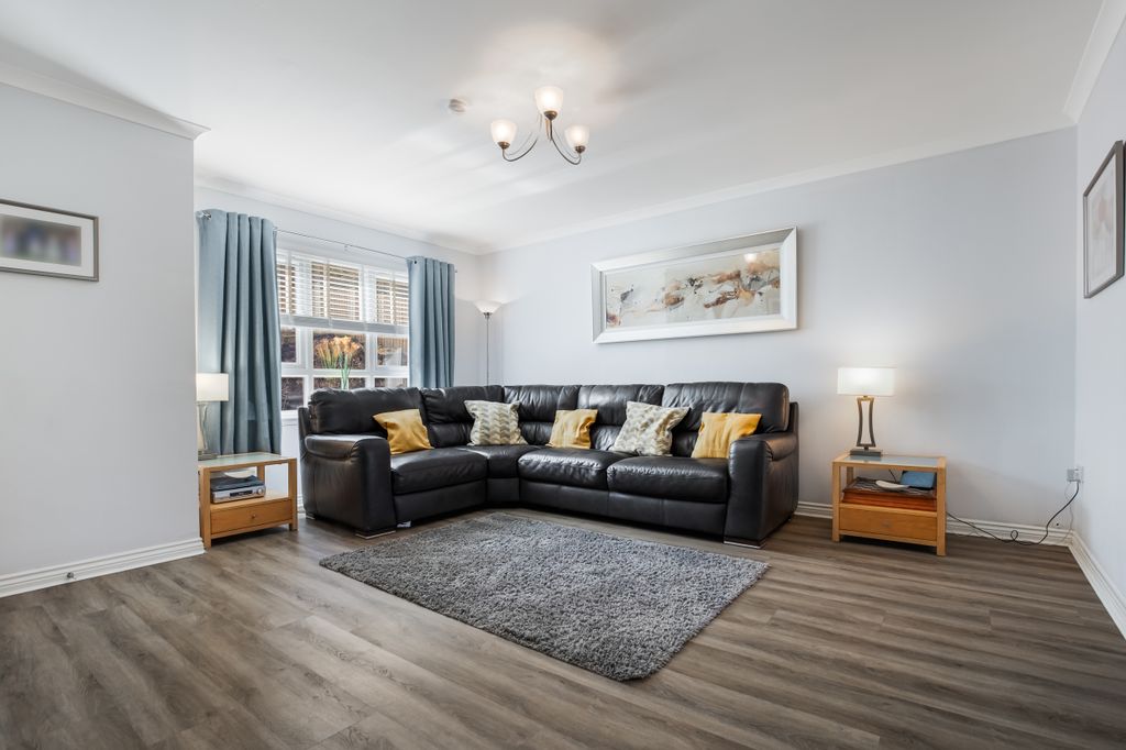 Property photo 2 of 31 Property Image 2