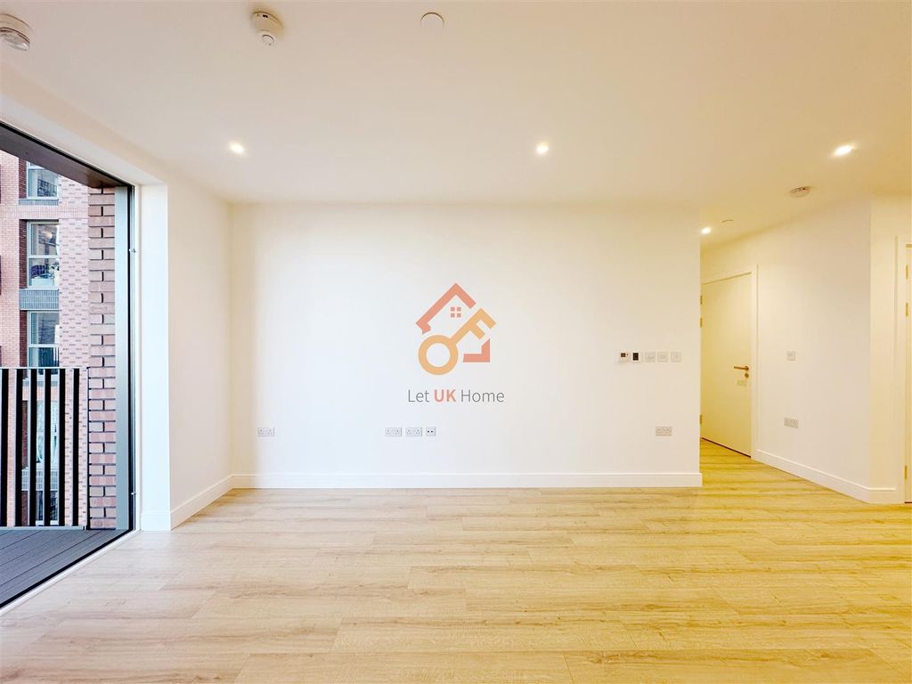 Property photo 3 of 33 ????_2025-11-19_110920_306.Jpg