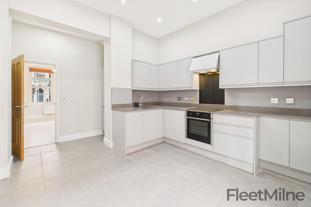 Property photo 2 of 17 Kitchen