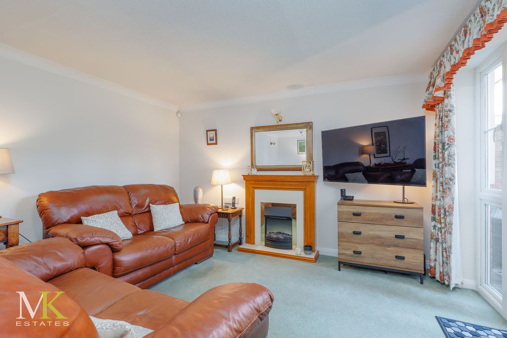 Property photo 2 of 11 Photo 9