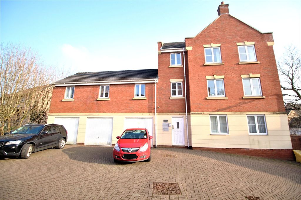 Property photo 1 of 12 Picture No. 27