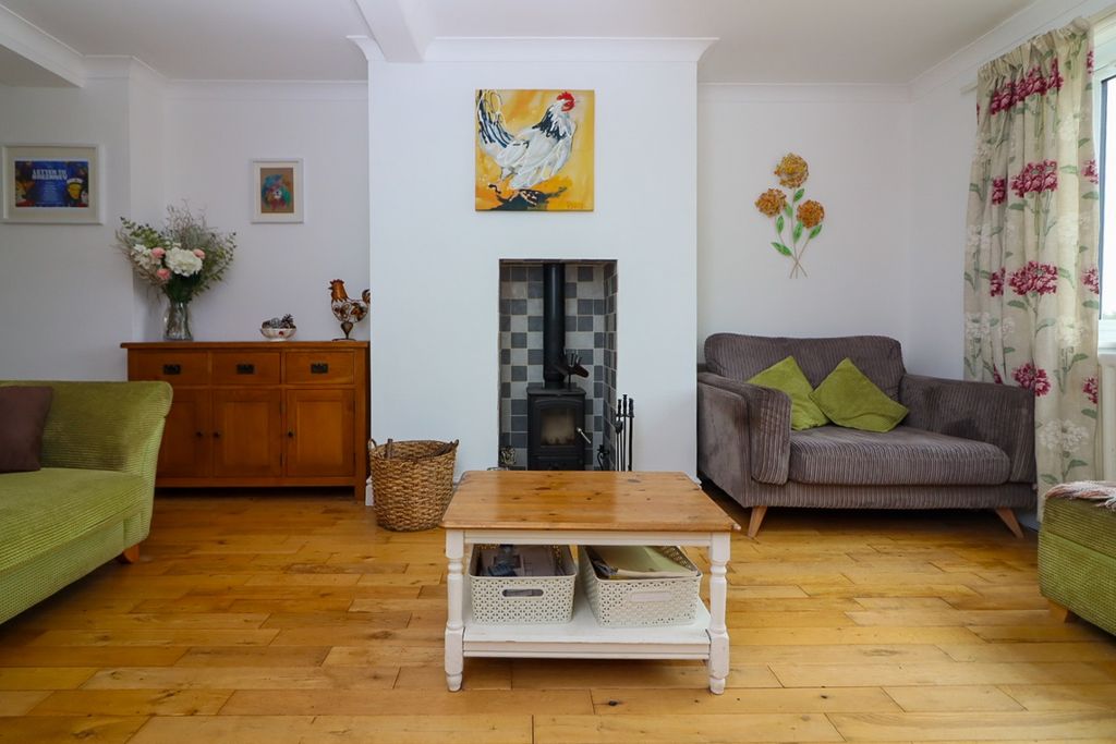 Property photo 2 of 52 Image00063