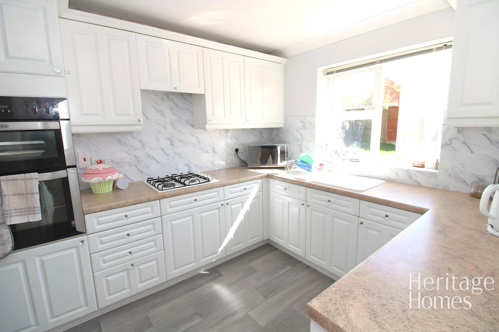 Property photo 2 of 20 712959_2_10050233-Fotor-20250415121539