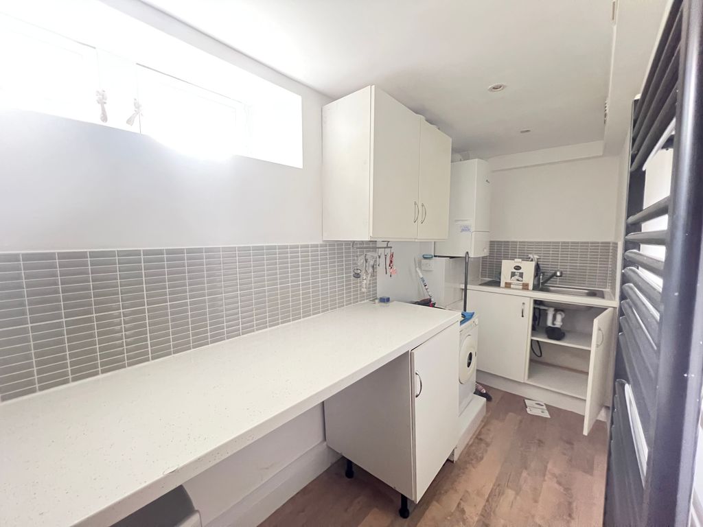 Property photo 3 of 12 Utility Room