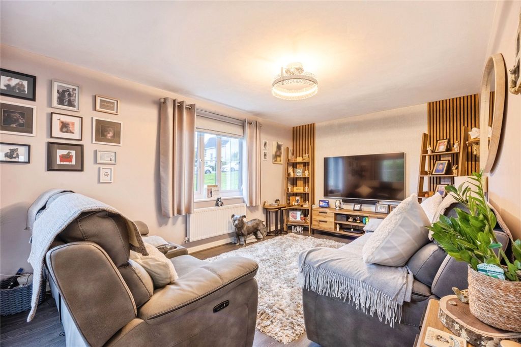 Property photo 3 of 18 Picture No. 03