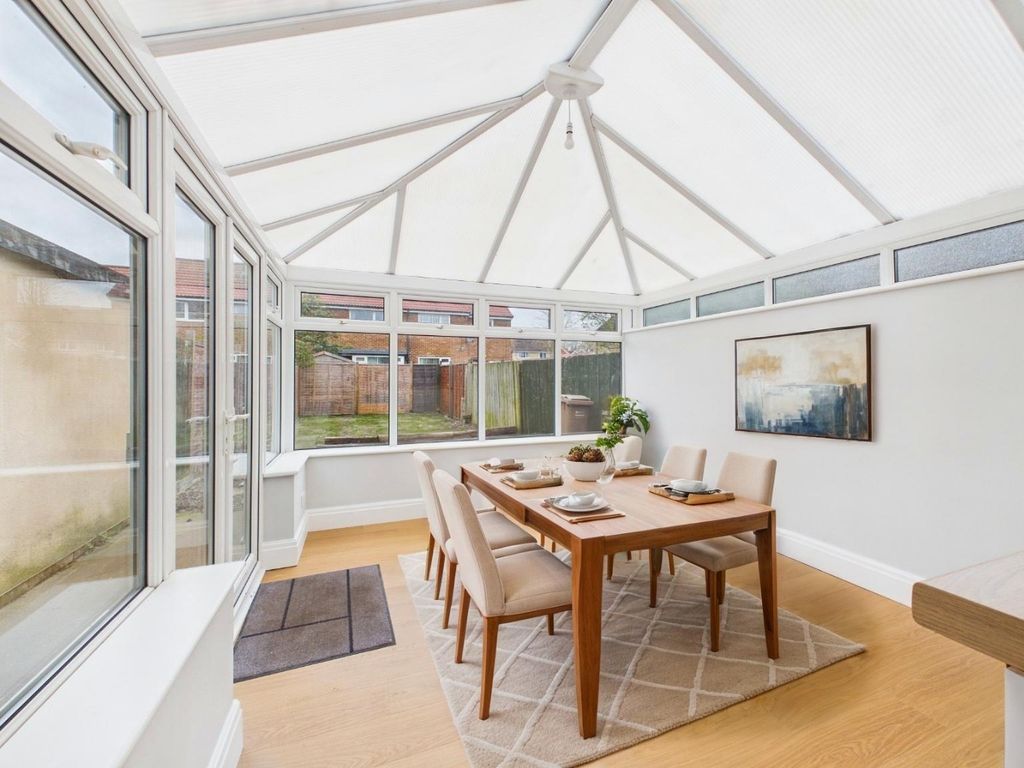 Property photo 3 of 10 4927706