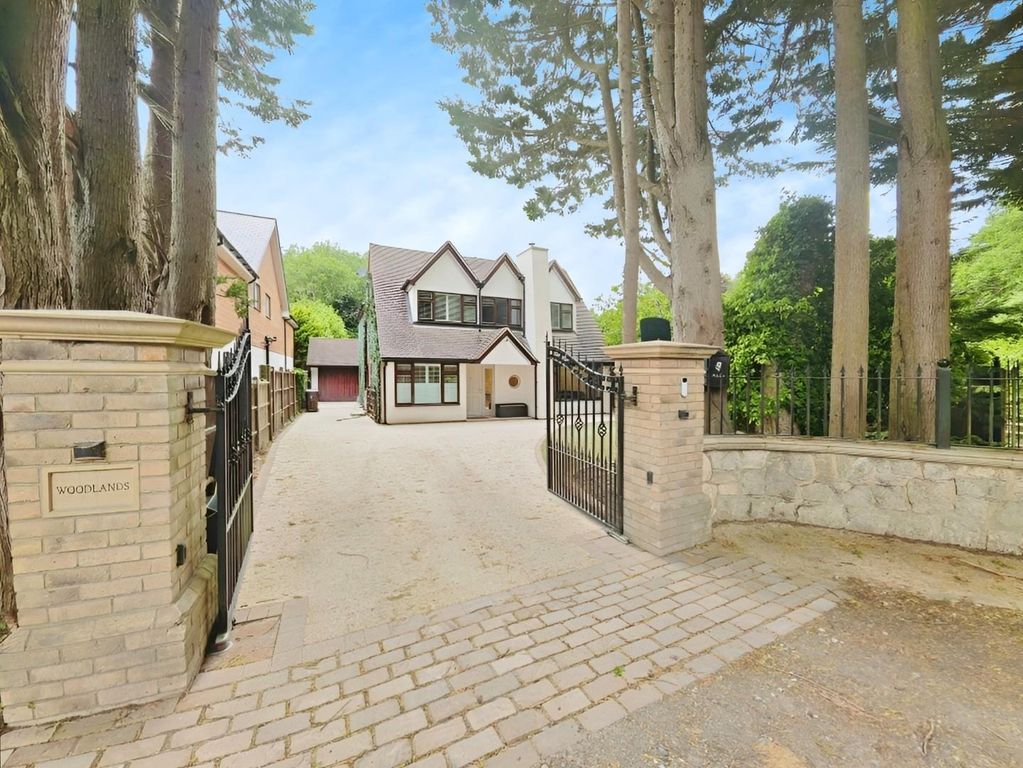 Property photo 1 of 37 8Fc59644-426265F4-21Fb-44c5-A5F1-Bb8A88784c8c.Jpg