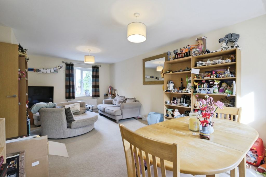 Property photo 3 of 13 Pbox-Img.Jpg