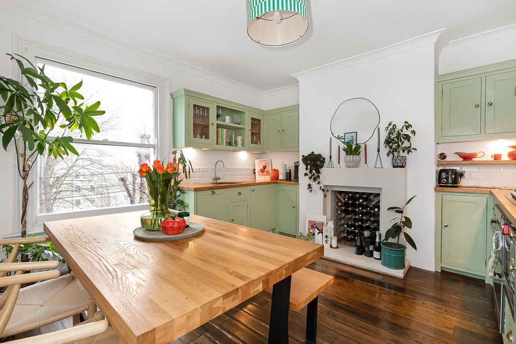 Property photo 2 of 14 Kitchen/Diner