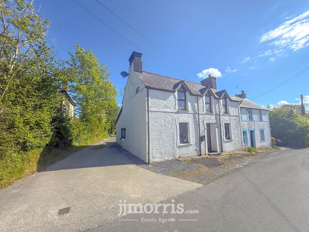 Property photo 1 of 28