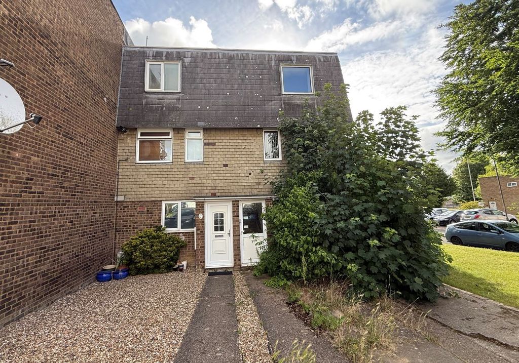 Property photo 1 of 8