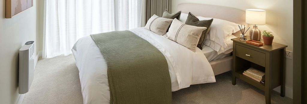 Property photo 1 of 1 An Interior Bedroom Image At Glasswater Locks