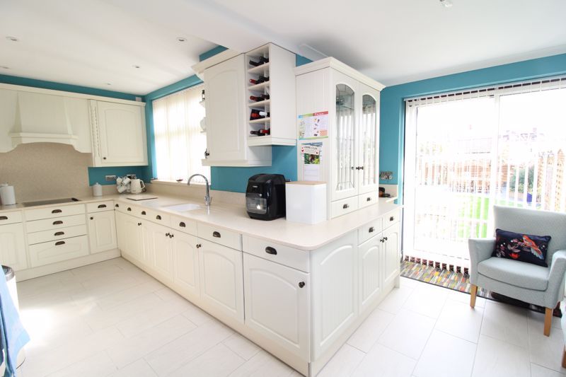 Property photo 2 of 13 Photo 9