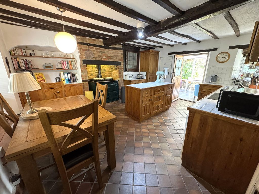 Property photo 3 of 19