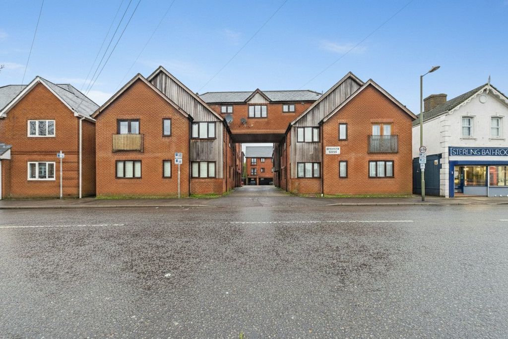 Property photo 3 of 6 Picture No. 02