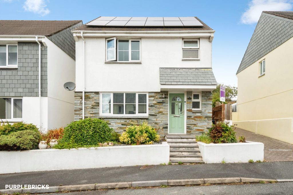 Property photo 1 of 33