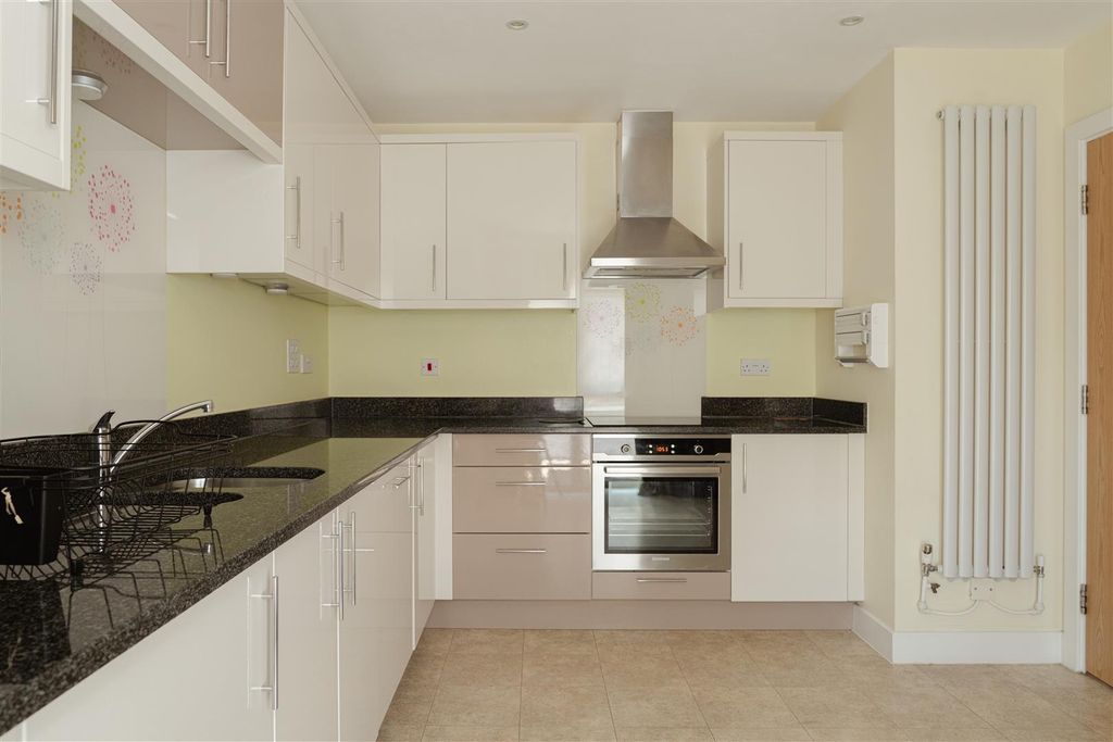 Property photo 2 of 23 6.Jpg
