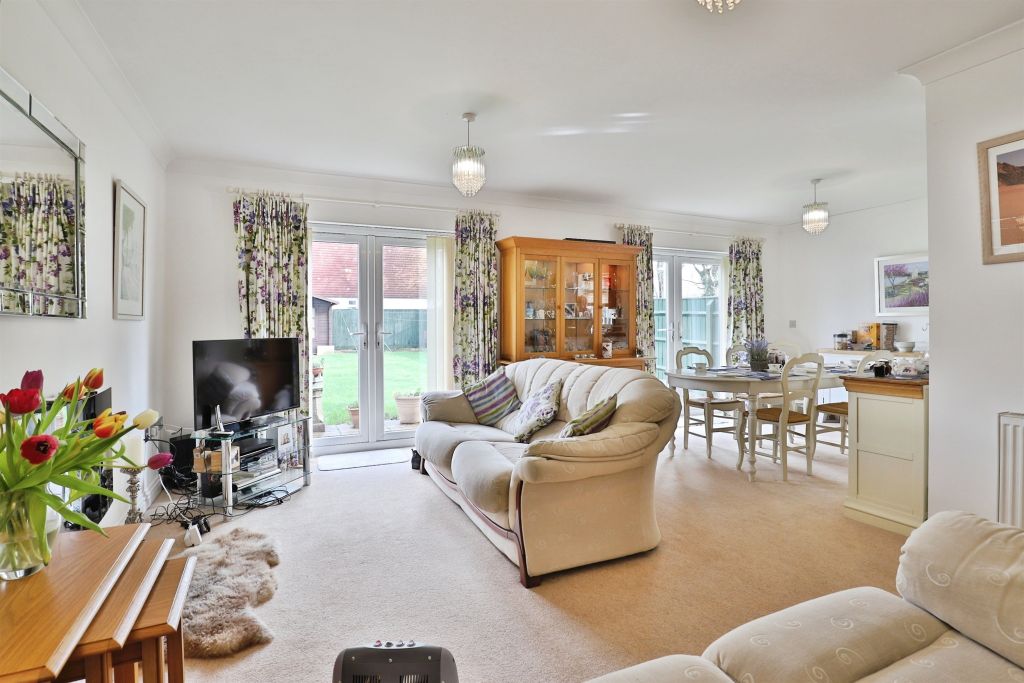 Property photo 3 of 16