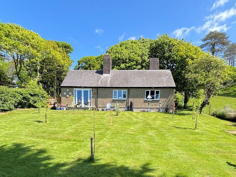 Property photo 3 of 37