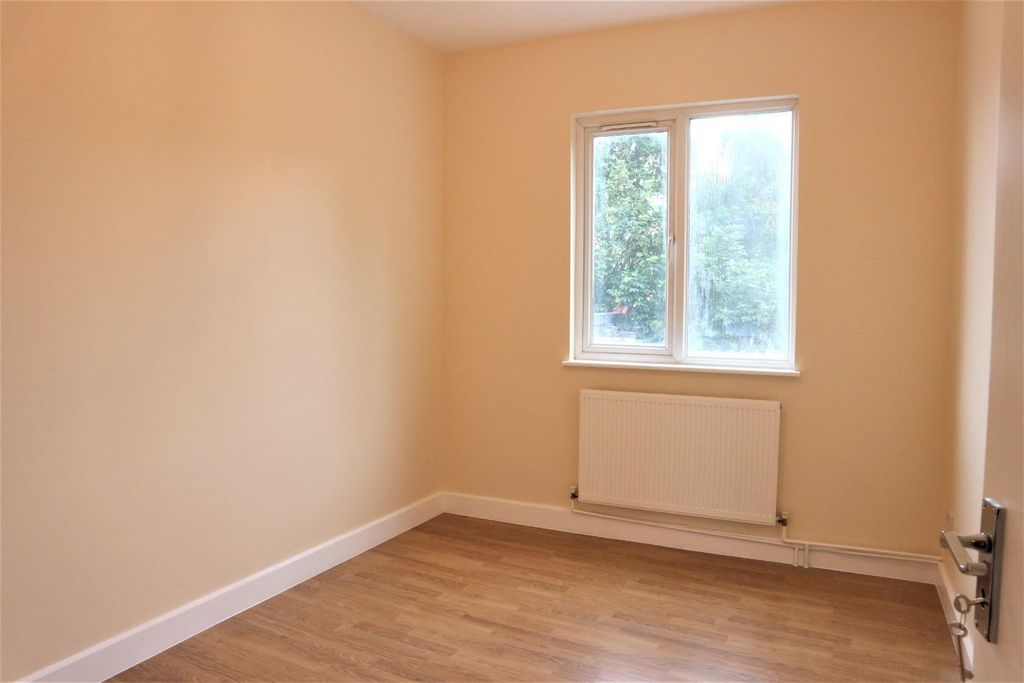 Property photo 3 of 5 3.Jpg