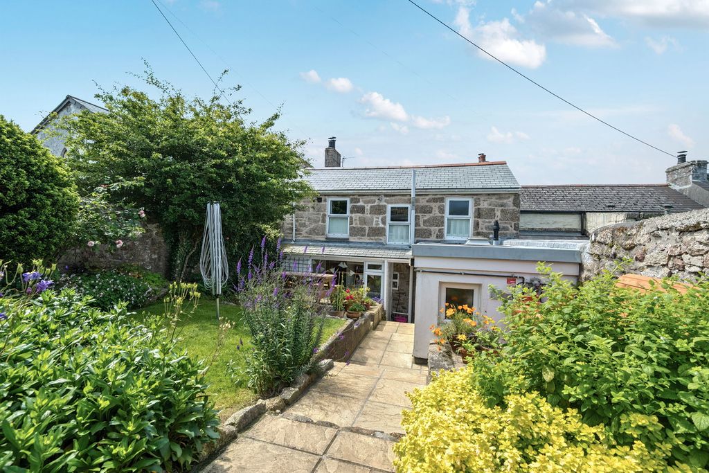 Property photo 3 of 20