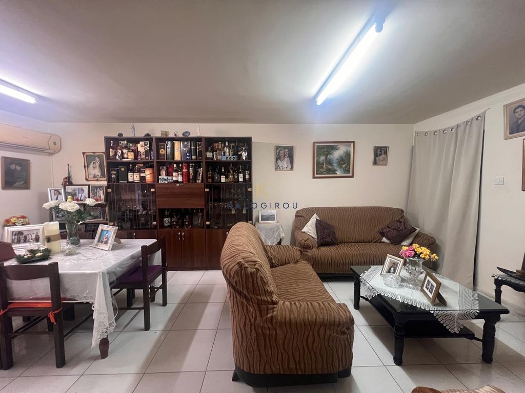 Property photo 1 of 29