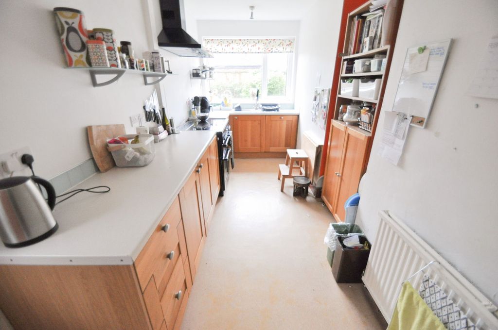 Property photo 3 of 31