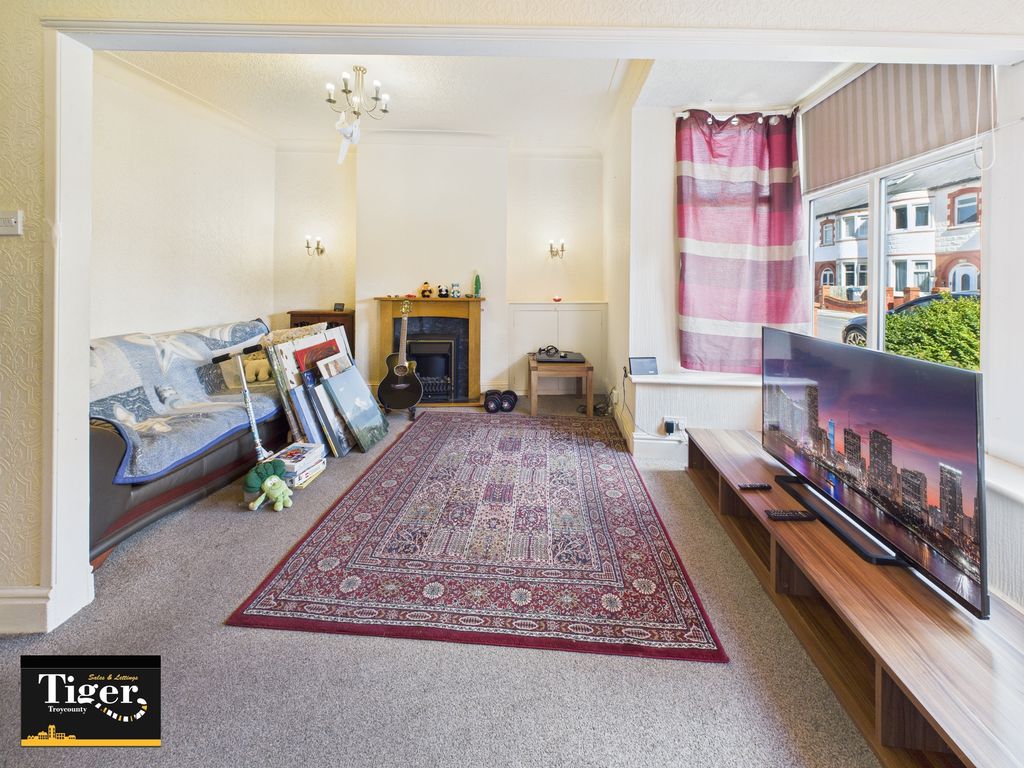 Property photo 2 of 6 Cam02176G0-Pr0719-Still001