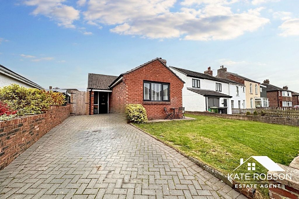 Property photo 1 of 10 Criffel Road