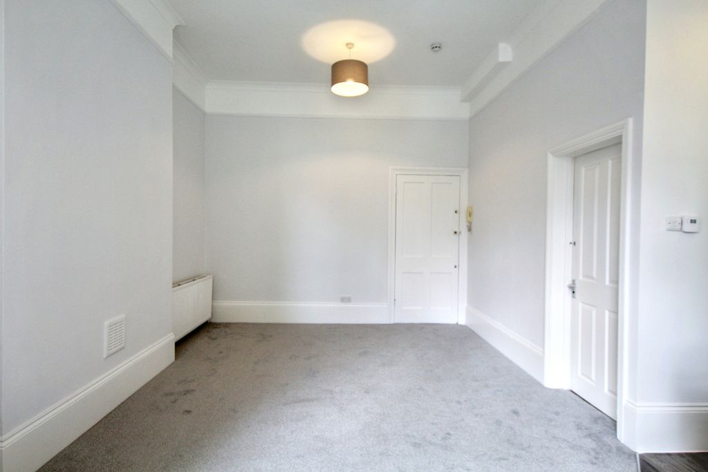 Property photo 3 of 6 3.Jpg