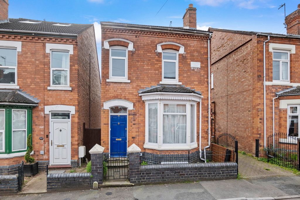 Property photo 1 of 13