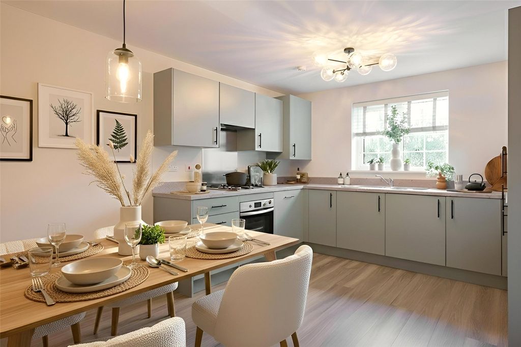 Property photo 2 of 8 Kitchen