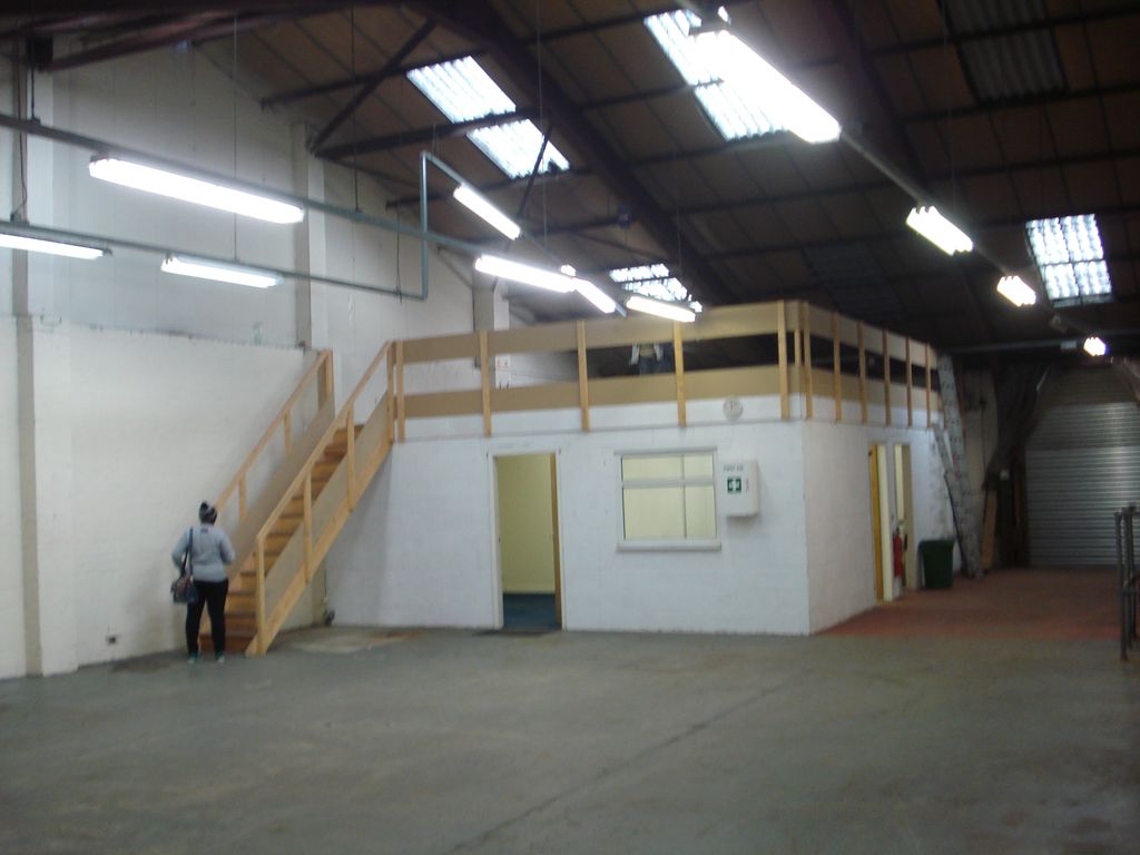 Property photo 2 of 4