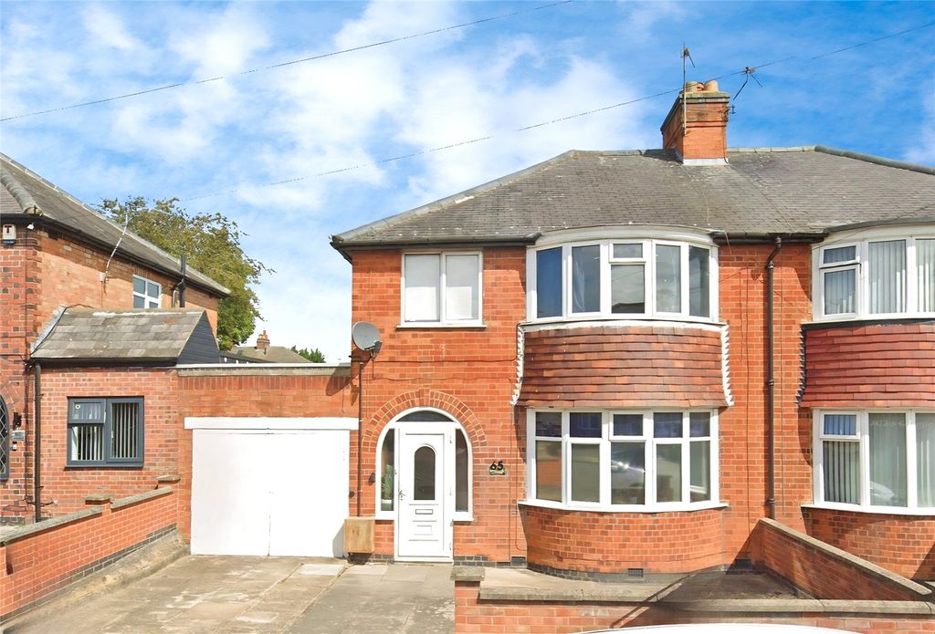 Property photo 1 of 10 Picture No. 09