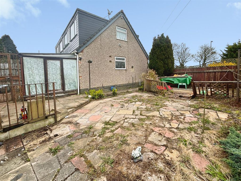 Property photo 2 of 20 Garden