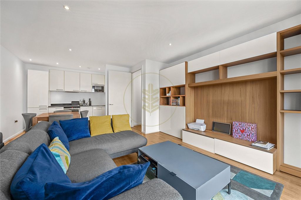 Property photo 1 of 11 Picture No. 17