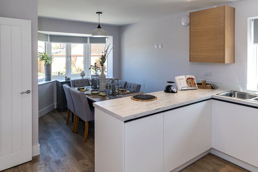 Property photo 2 of 15 The Cricklade