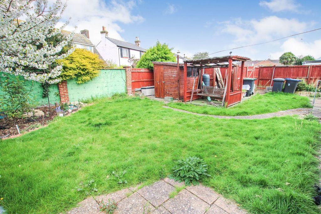 Property photo 2 of 21