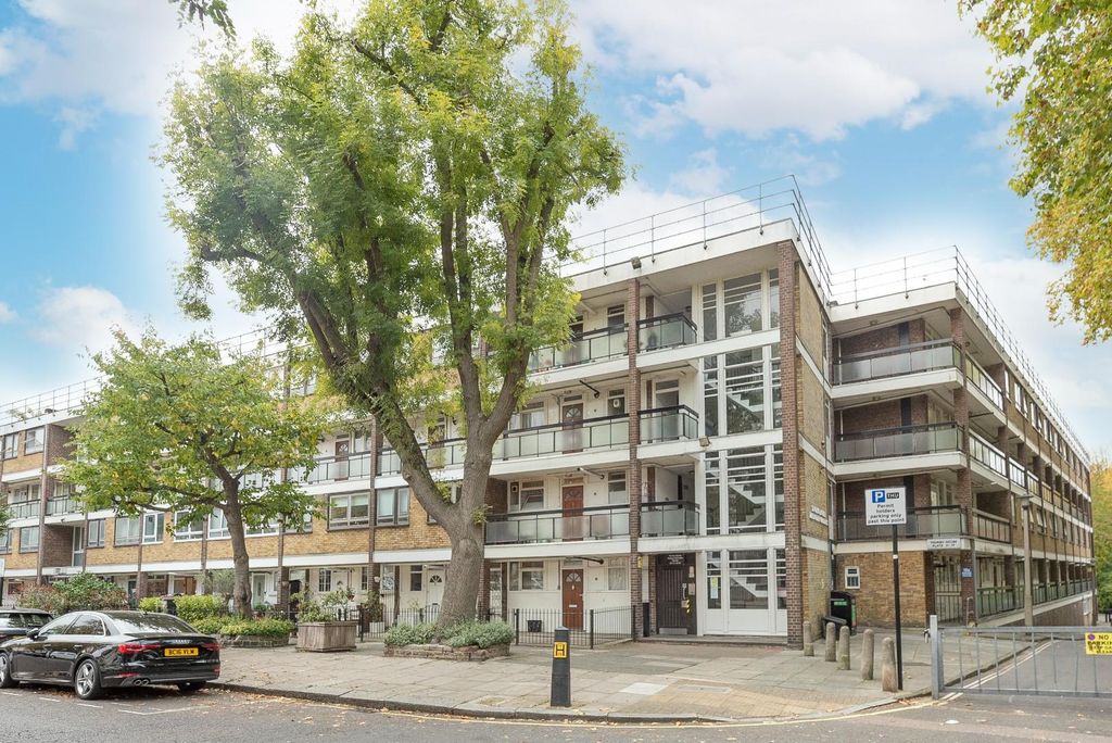 Property photo 1 of 10 Building Exterior