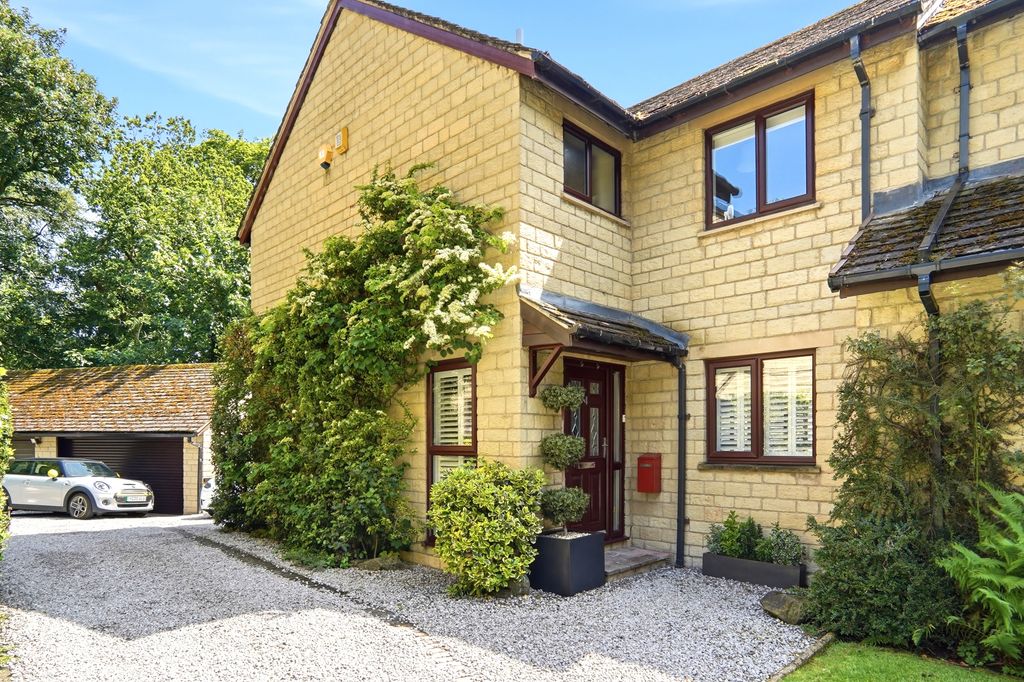 Property photo 1 of 36 Woodbourne2