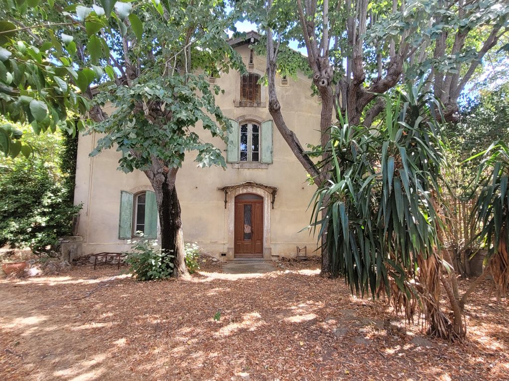 Property photo 2 of 27 Cou355000Eb