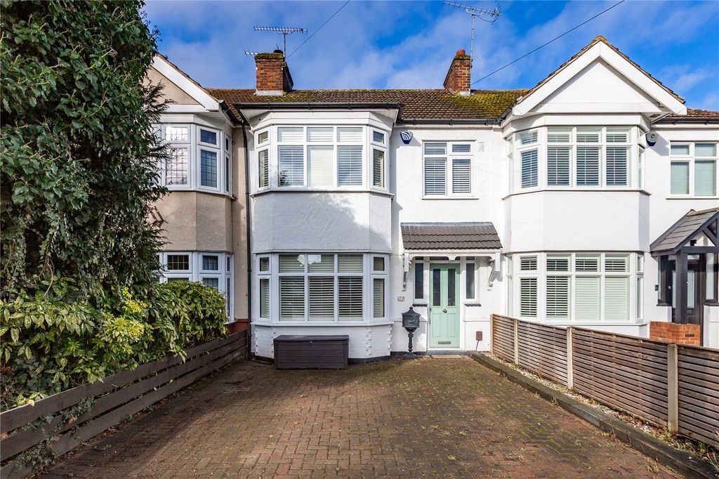 Property photo 1 of 18 Front