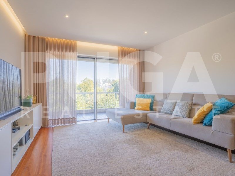 Property photo 1 of 26