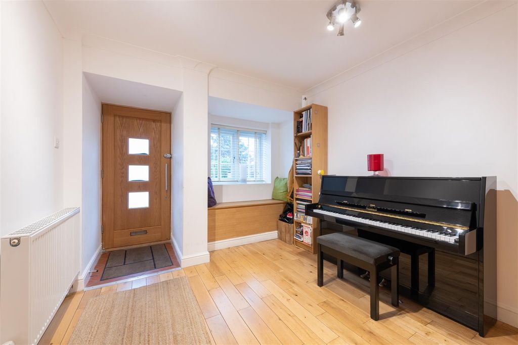 Property photo 2 of 20 Farmleigh 1.Jpg