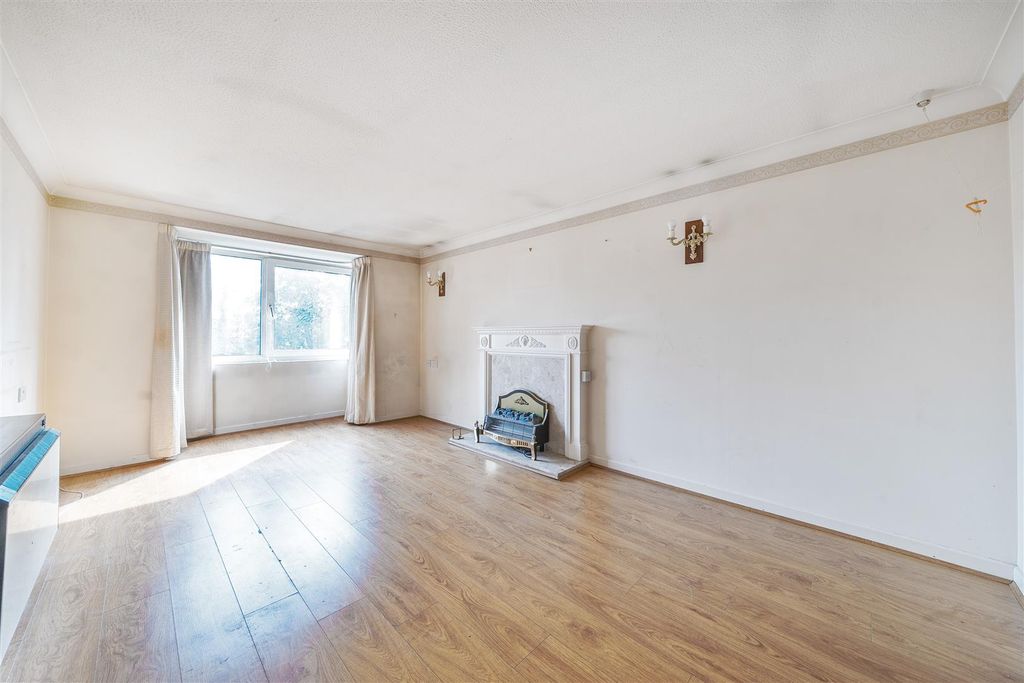 Property photo 3 of 13 Reception Room:
